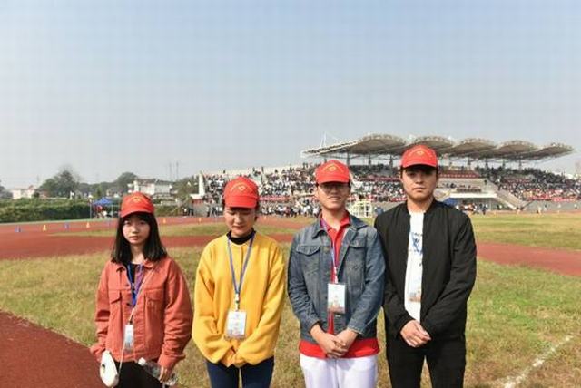 http://www.htc.edu.cn/__local/3/6C/33/17C7E624C3343C0B3B5F2A754BA_2AD815AD_1E466.jpg