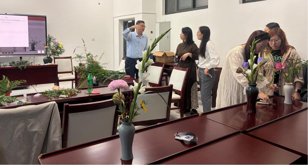 33EC3C